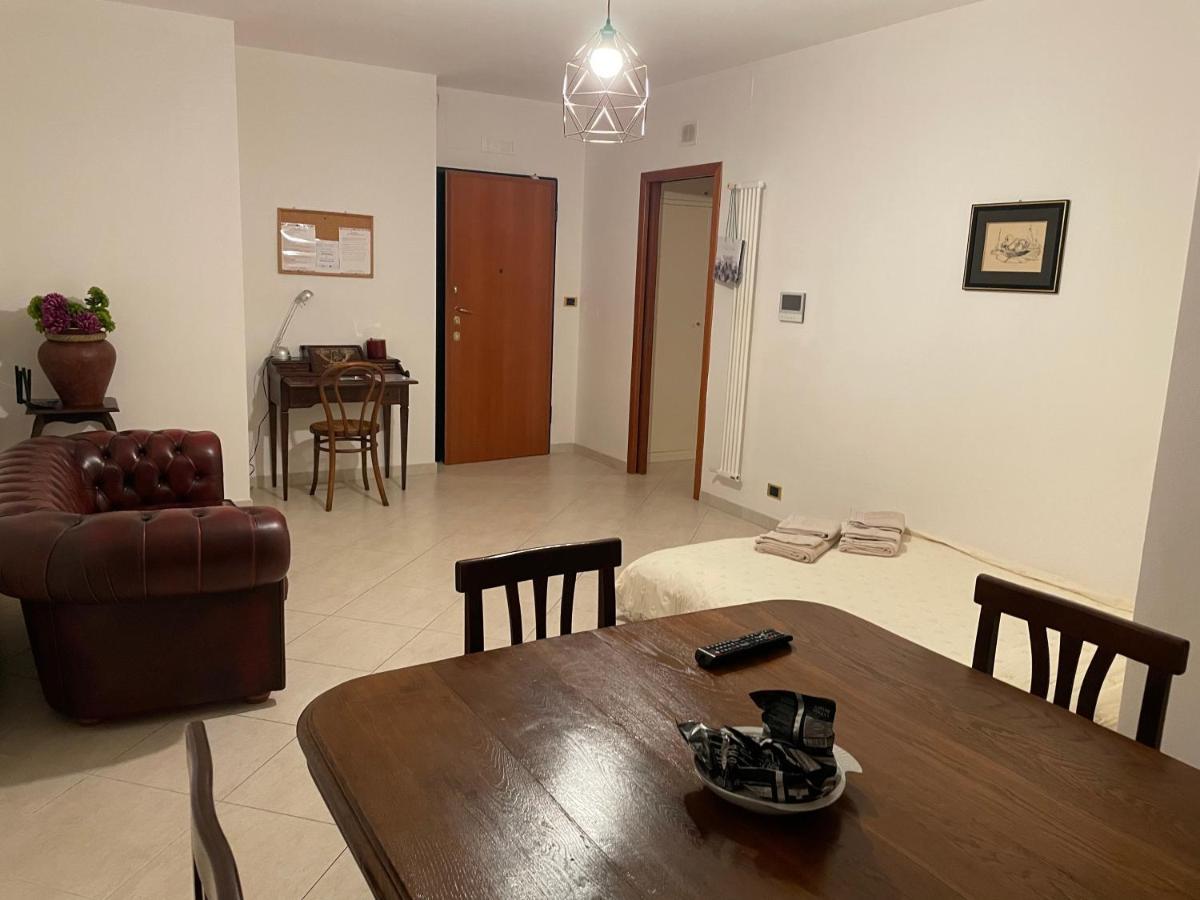 Appartement Casa Giacobelli à Mola di Bari Extérieur photo